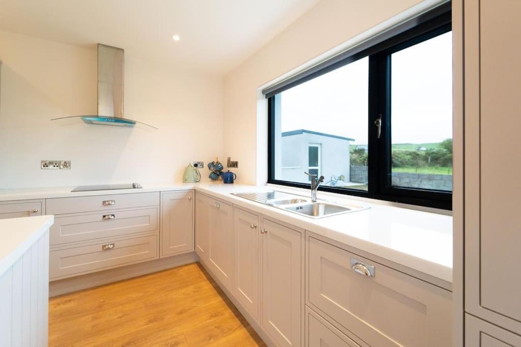 Dingle Way Rest ,Luxury Holiday Home Экстерьер фото